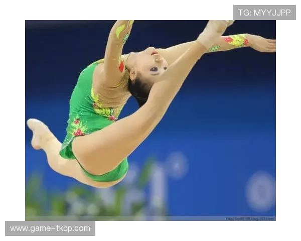 女子团体体操艺术展演与竞技结合的创新发展与未来趋势分析 女子团体体操艺术展演与竞技结合的创新发展与未来趋势分析